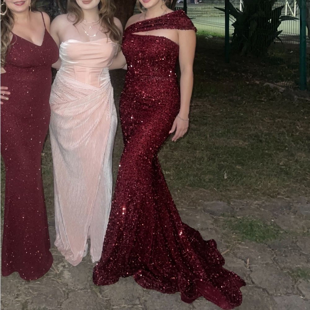 Ruby Red Sequin Mermaid Gown Perfect For Christmas - image 3